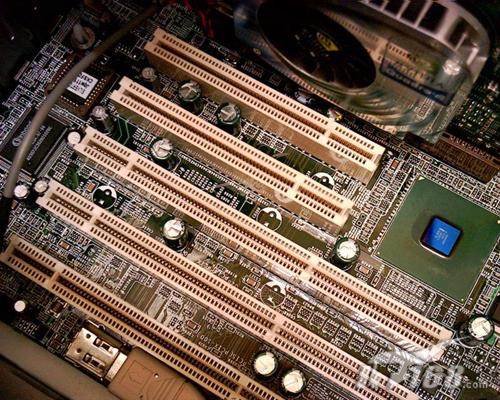 校园网服务器DIY经验谈—主板篇(图二)